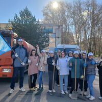 Сегодня в рамках общегородского субботника работники Вологдагорводоканала снова вышли на приборку любимого города